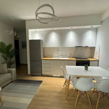 Appartement 2min Walk From Sea Lungomare Jovi Vlorë