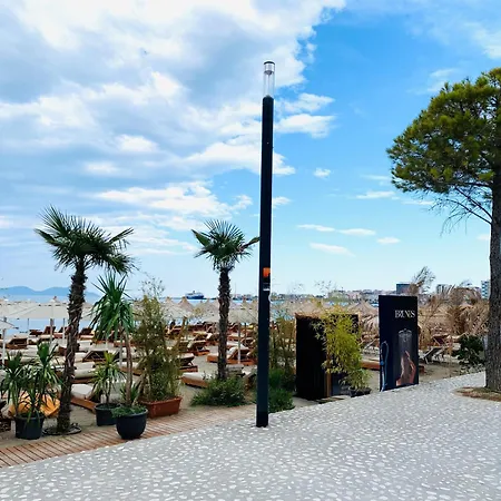 2min Walk From Sea Lungomare Jovi Appartement *