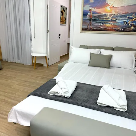 2min Walk From Sea Lungomare Jovi شقة *