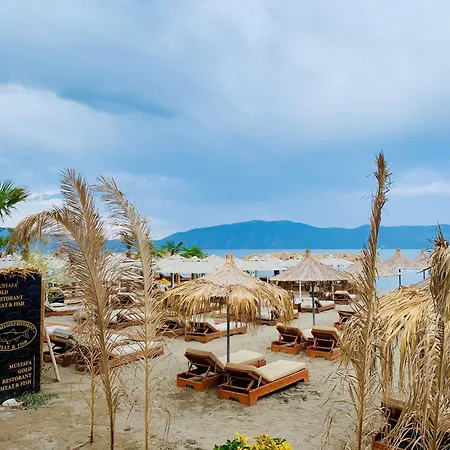 2min Walk From Sea Lungomare Jovi شقة